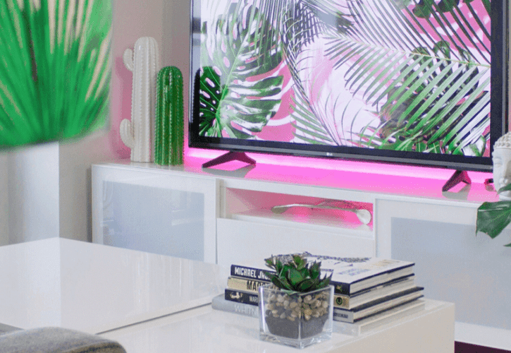 Make Art and Accessories From Plants in Your Backyard
